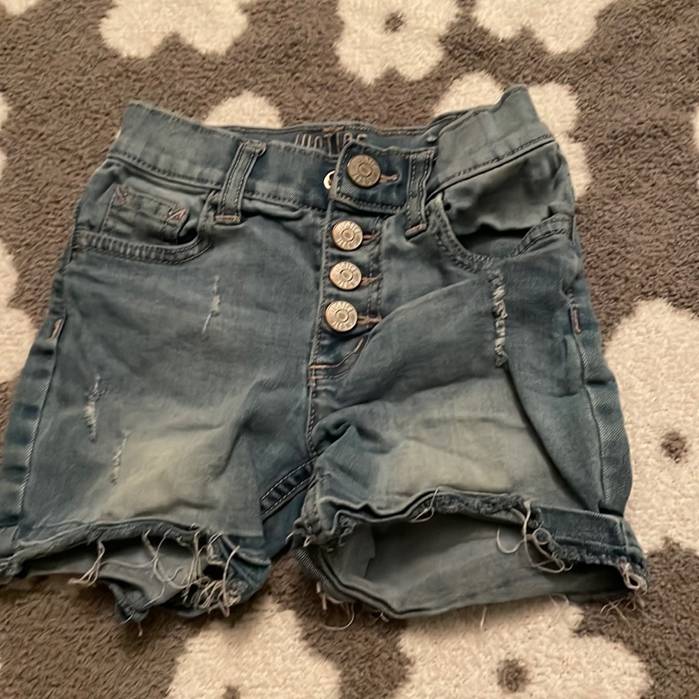 Justice kids jean shorts size 8. Denim jean shorts.